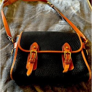 DOONEY AND BOURKE EUC CROSSBODY